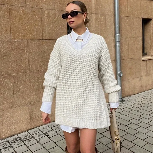 Zara Knit V-Neck Sweater